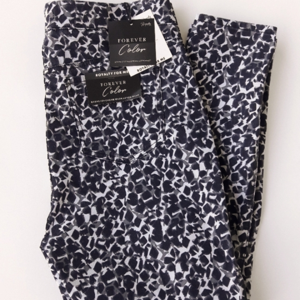 NWT Woman's Jeggings-Mid-Rise Ankle Sizes 1X, 2X, 3X